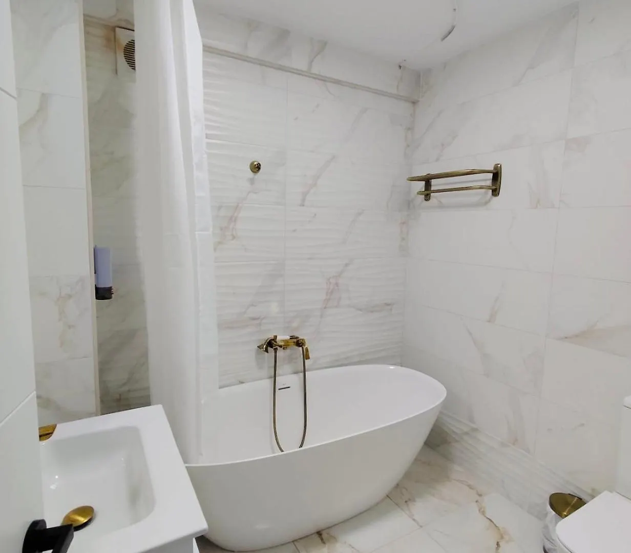 Horizonte 2 Beautiful Apartment With Incredible Sea View At First Line Of Fuengirola Beach 0*,  Spanje